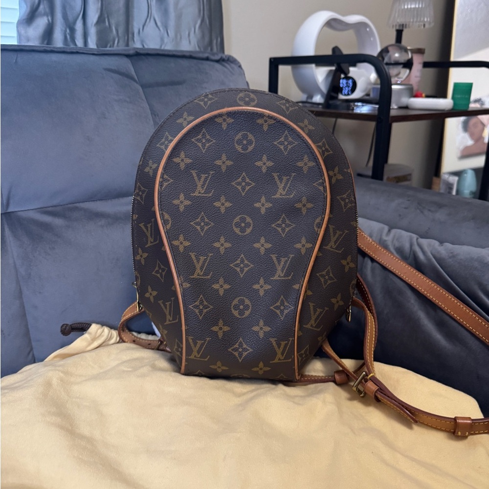 Louis Vuitton Monogram Ellipse Sac